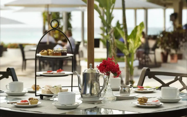 Fairmont Royal Pavilion