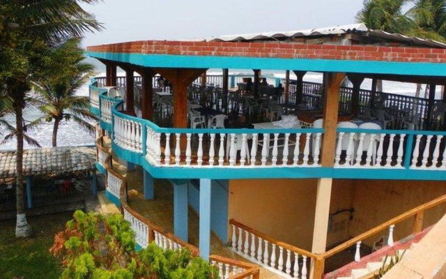 Hotel Torola Bay View