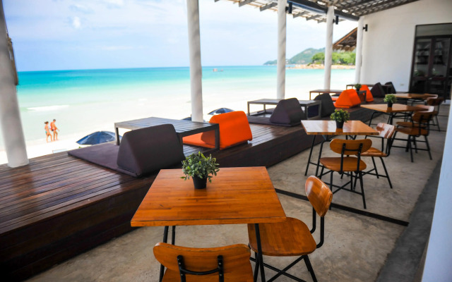 Baan Talay Resort