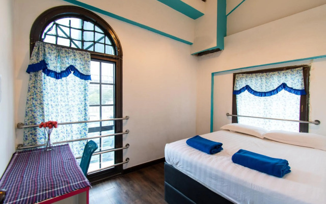 The Travel Hub Guesthouse