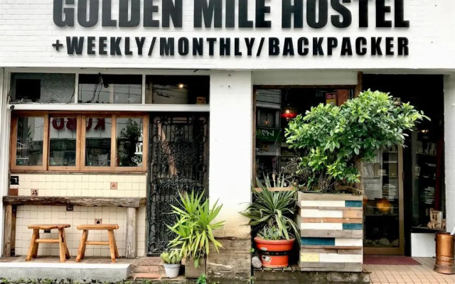 ゴールデンマイルホステル３Ｆ完全個室Dタイプ