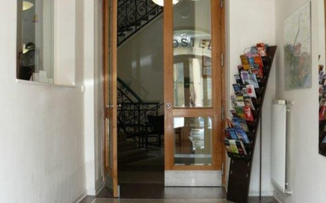 Hostel Mikoláse Alse