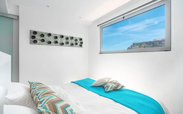 Mythos Luxury Suites