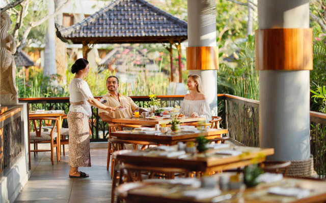 Nusa Dua Beach Hotel and Spa 