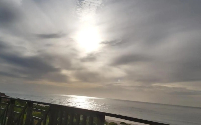 The Sparrow's Nest Beach-Front Self-catering