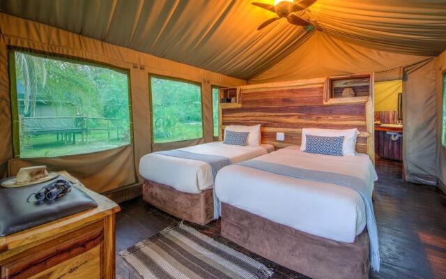 Xaro Lodge