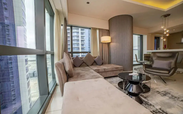 Luxury 2BR Apartment in Paramount Towers Business Bay