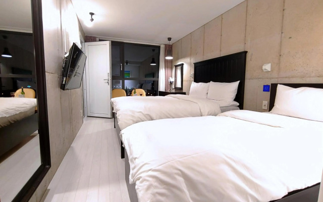 Hotel stay interview Jeju
