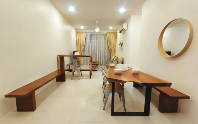 Quality Hotel & Suites Montreal East