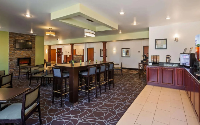 Best Western Plus Covered Bridge Inn