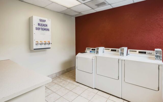 Red Roof Inn PLUS+ South Deerfield – Amherst
