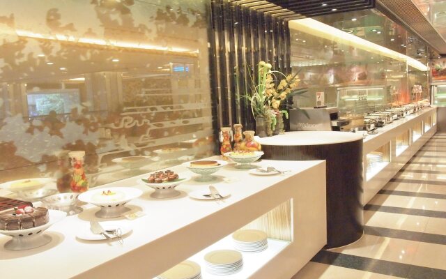 Hotel Golden Dragon