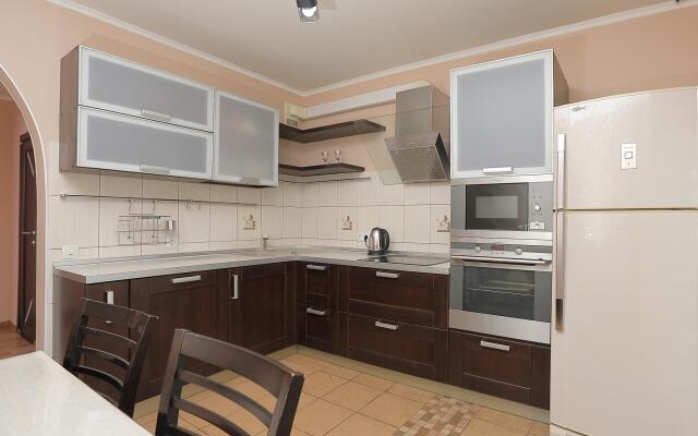 Vgosti на улице Алексеева 22