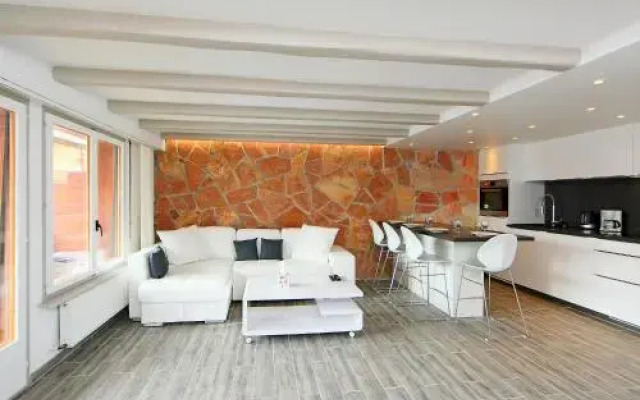 Apartment Stemm 2