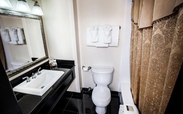 Old Stone Inn Boutique Hotel