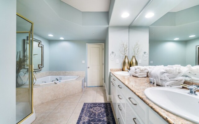 Crb0313 3 Bedroom Condo