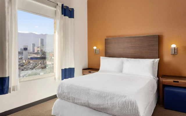 Four Points by Sheraton Galerias Monterrey