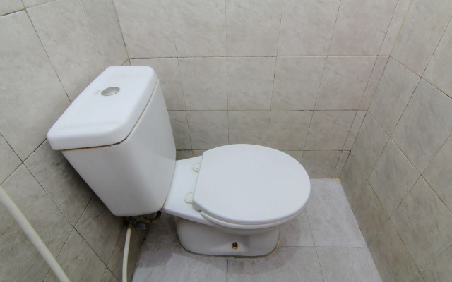 Embe Enem Homestay by ZUZU