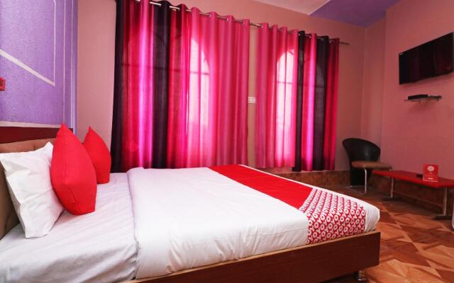 Raj Mahal By OYO Rooms