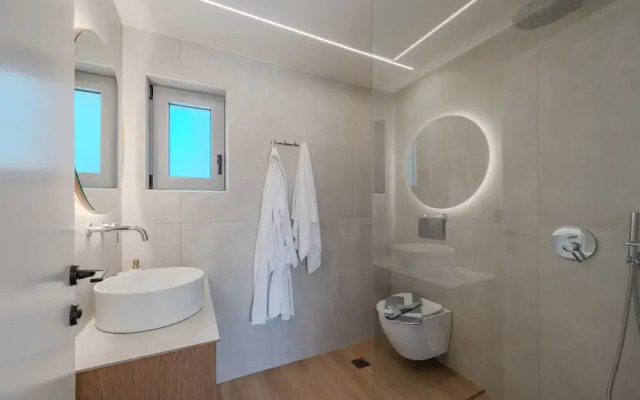 ArtCotel Luxury Villa