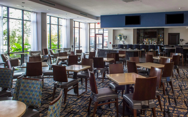 La Quinta Inn & Suites by Wyndham Lubbock Southwest