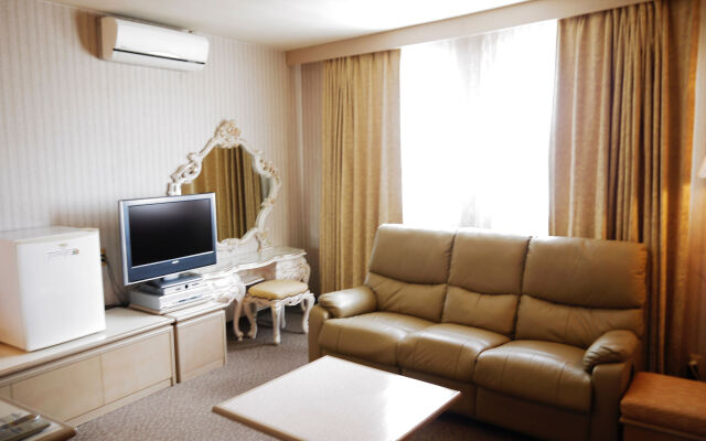 Hotel New Century