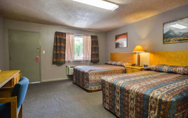 Moab Rustic Inn