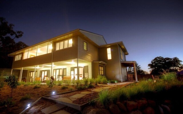 Sippers At Ballandean