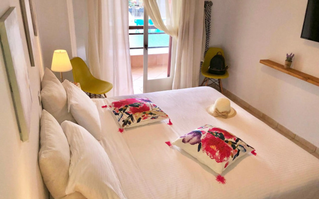 Nikoleta'S Corfu Apartments