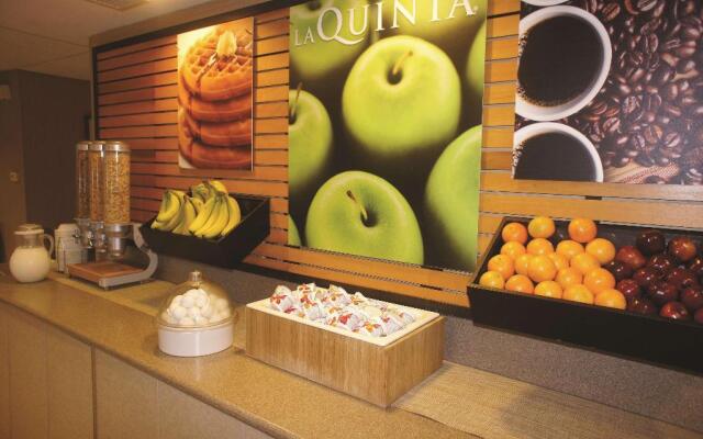 La Quinta Inn And Suites Boston-Somerville