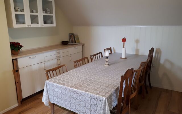 Eldstó Guesthouse