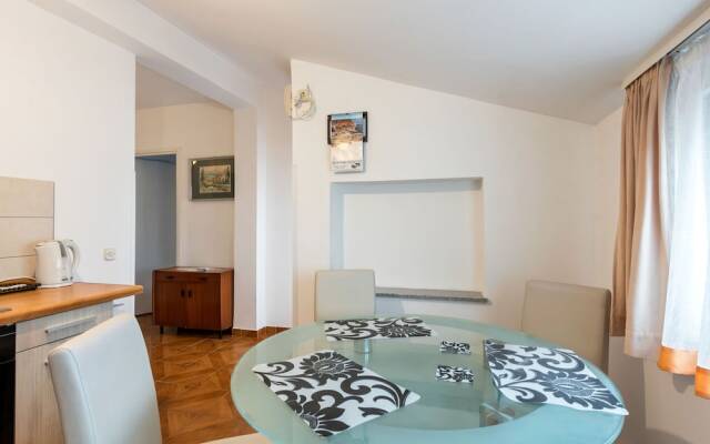 Scenic Apartment in Zadar With Terrace