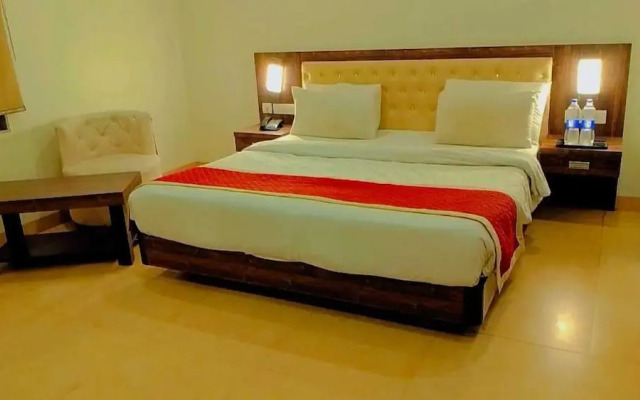 The Palm Hotel & Restaurant