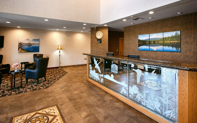 Best Western Dallas Inn & Suites