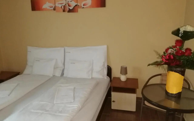 Napraforgó Vendégház
