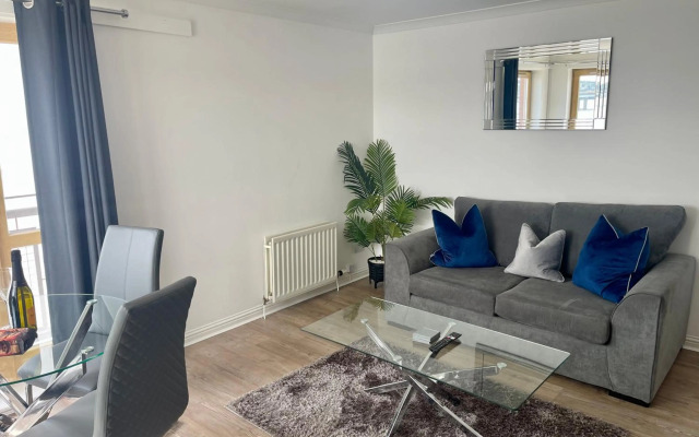 Casa Fresa - City Quay Apartment