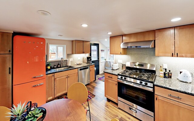 Hillcrest - 3 Br Cabin