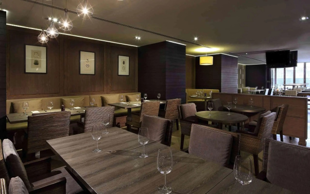 Grand Mercure Singapore Roxy