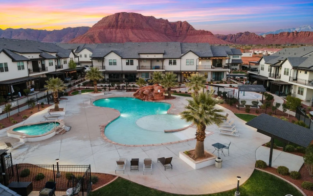 Red Cliffs Retreat Ocotillo #8 by RedAwning