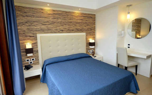 Prince Franklyn Hotel