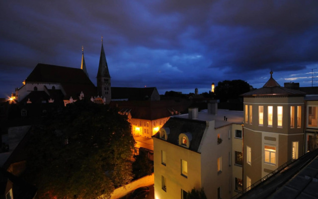 Dom Hotel Augsburg