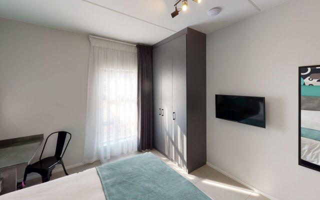 MINT Express Melrose View