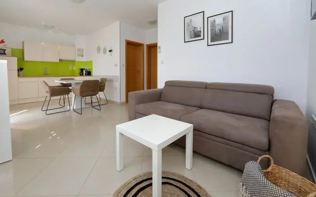 Apartments Nina