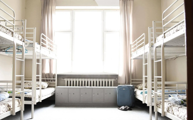 R Hostel