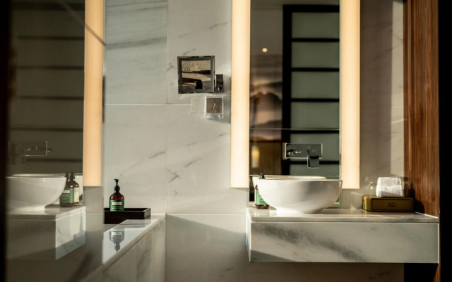 Crowne Plaza Vinh Yen City Centre