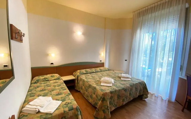 Hotel Diplomatic