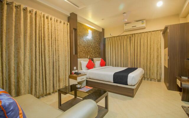 Capital O 28319 Hotel Ganayak