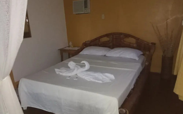 White Beach Dive & Kite Resort Carabao