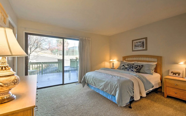 Cozy Groveland Townhome, Day Trip to Yosemite