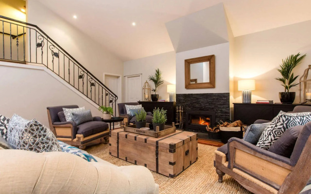 Mantons Creek Estate & Lodge